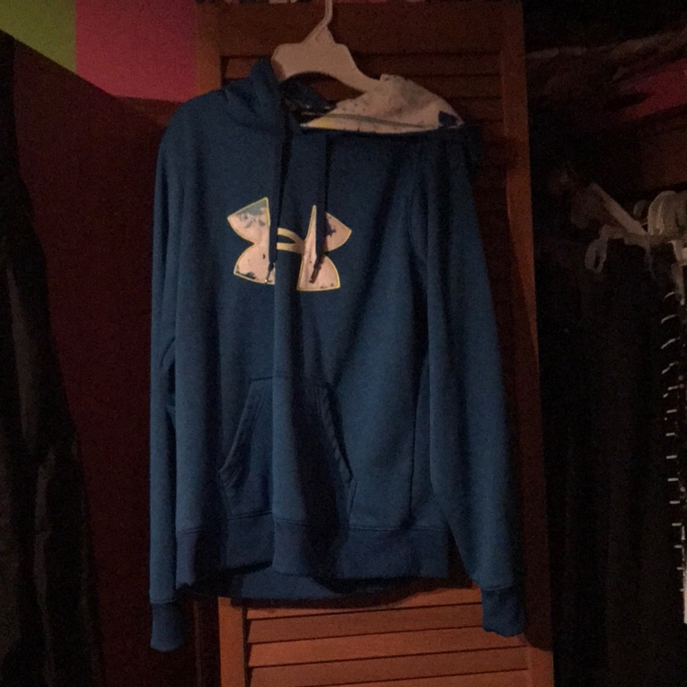 Under Armour Hoodie